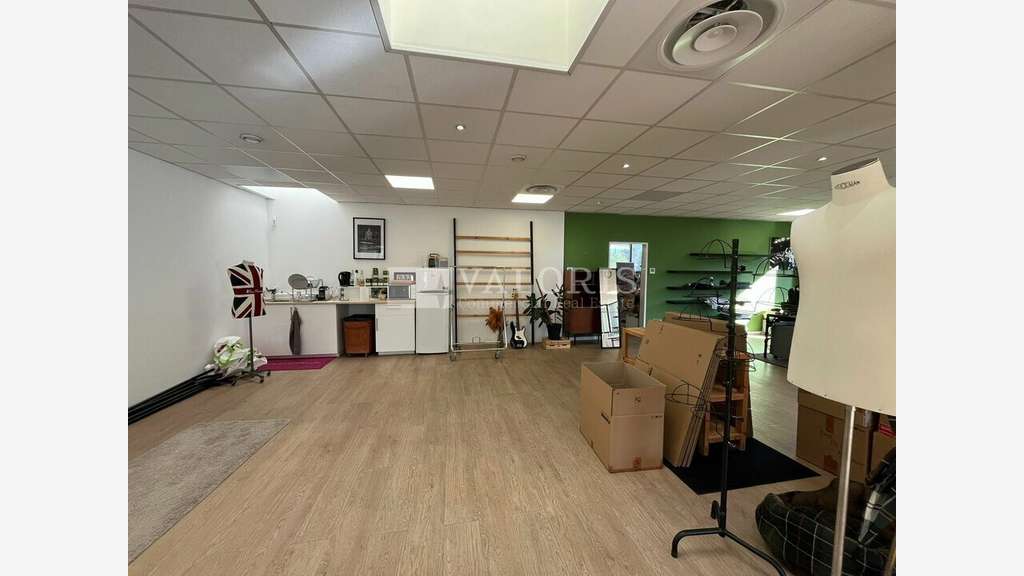 Bureaux 307m² à louer à Aix parc de Pichaury