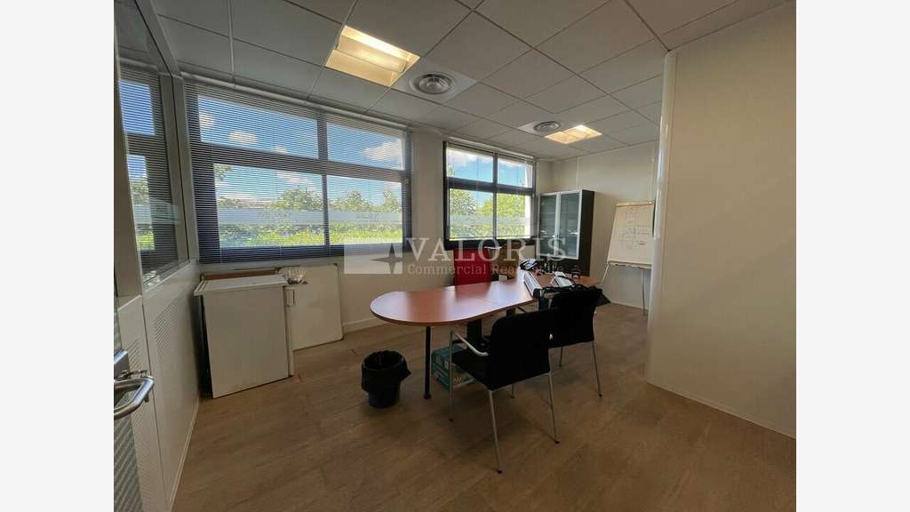 bureaux 135, 150 et 323m² à louer Aix-en-Provence 