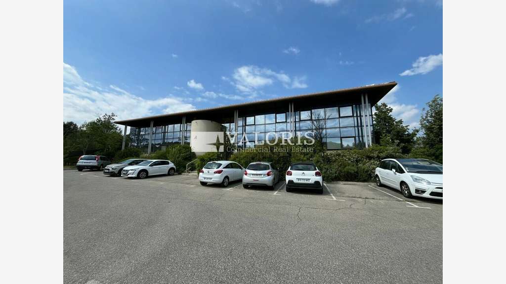 Bureaux 526m² divisibles à louer à Aix-en-Provence