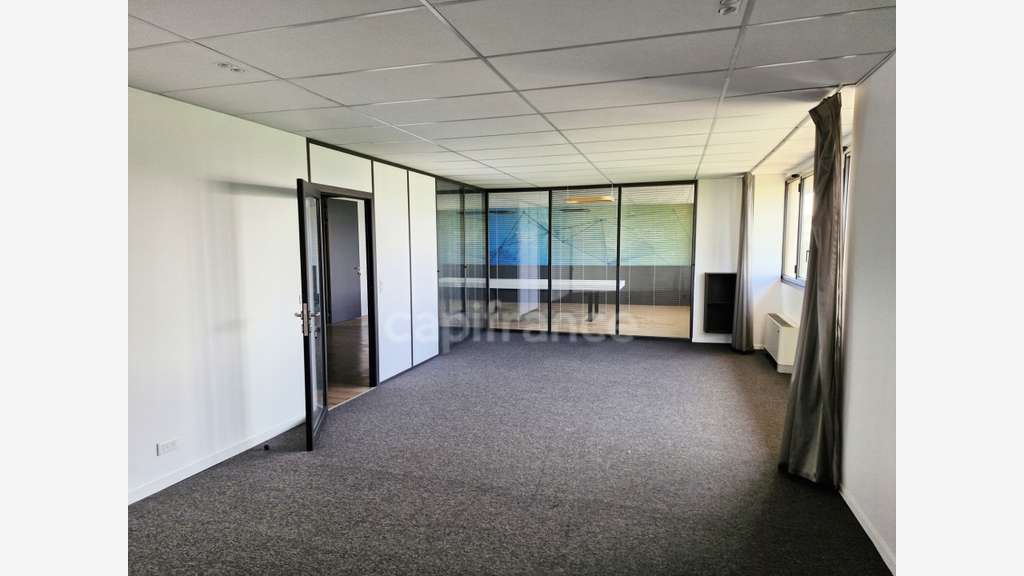 A louer bureau de 167m² à Aix-en-Provence (13)