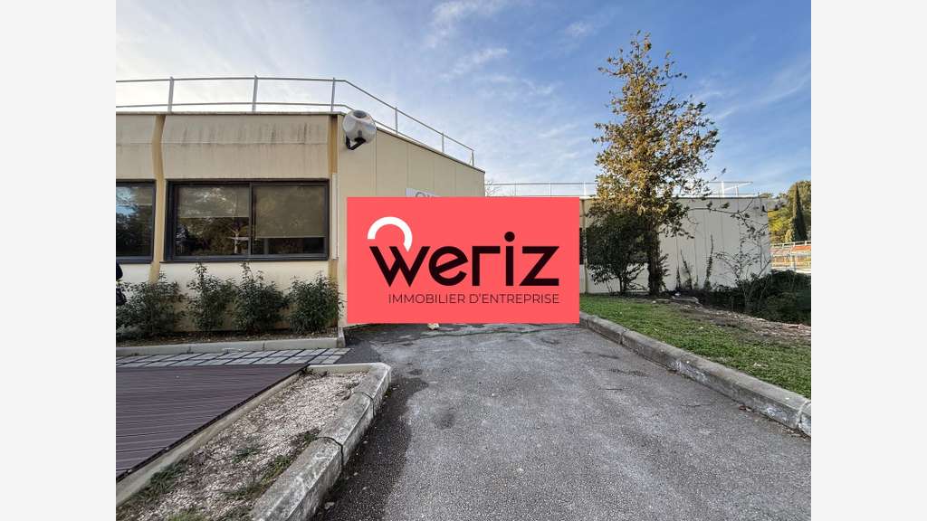 Loue bureaux 323m² environnement calme Aix en Pce