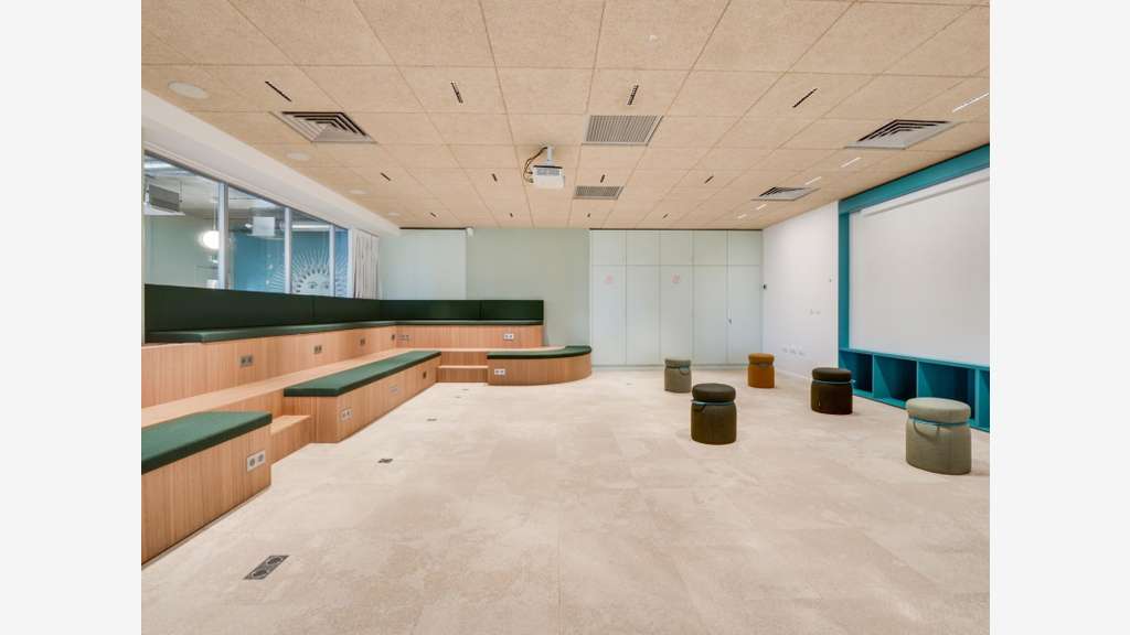 Location bureaux 435m² lumineux à Aix-en-Provence