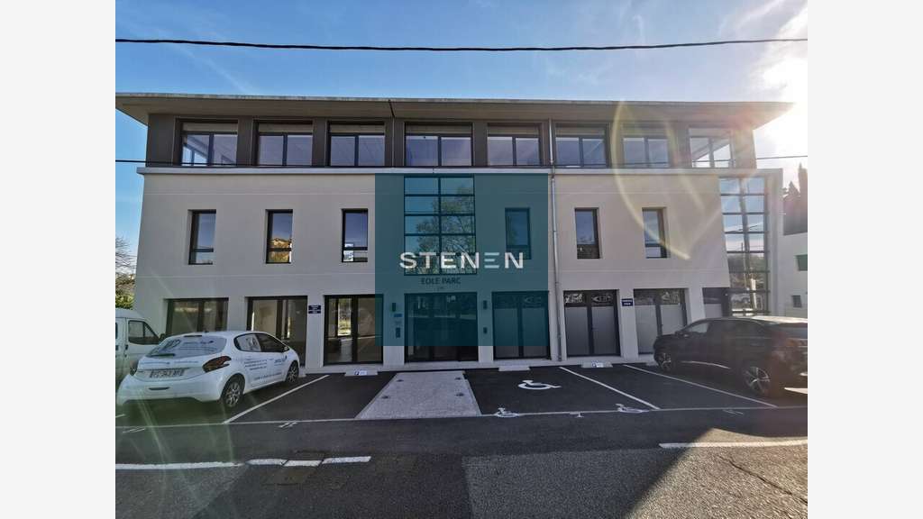A louer bureaux 52m² empl privilégié à Puyricard