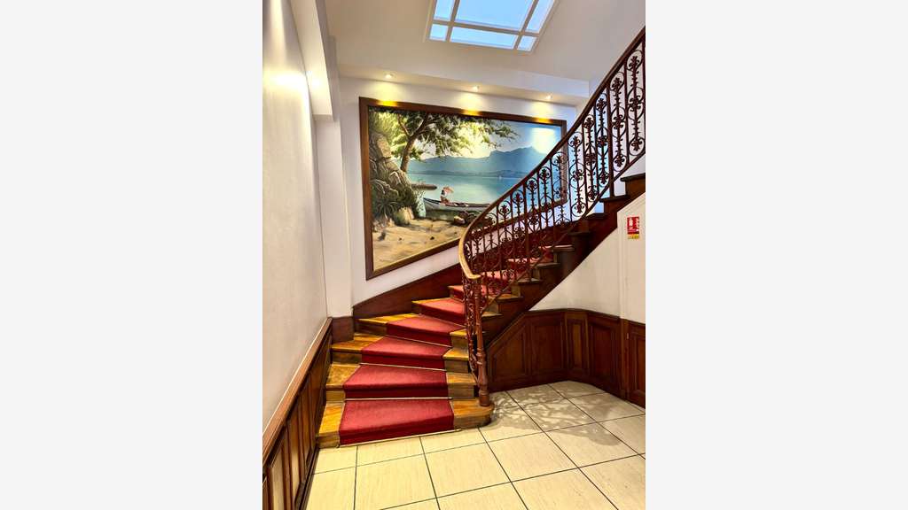 Bureaux d'exception 163m² centre Aix les Bains