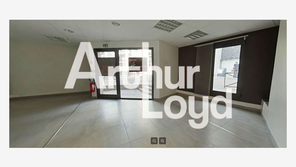 Bureau 76m² à louer à Aix-les-Bains centre
