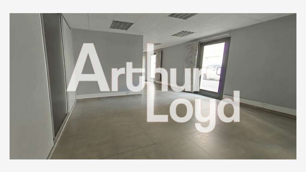 Bureau 76m² à louer à Aix-les-Bains centre