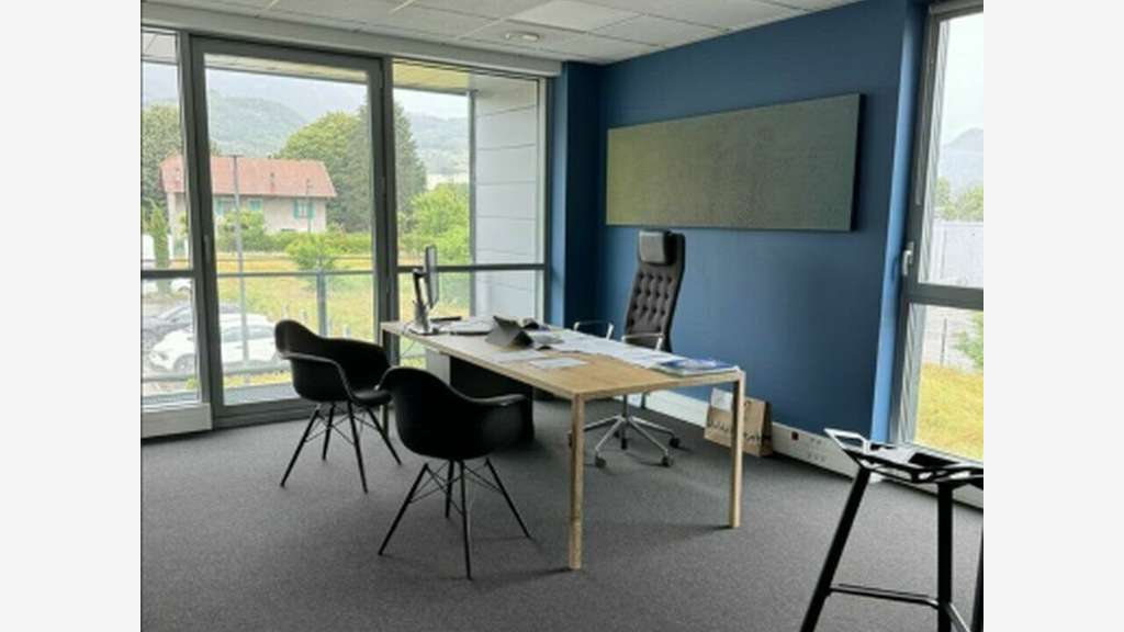 Bureaux à louer 328m² à Albertville (73)