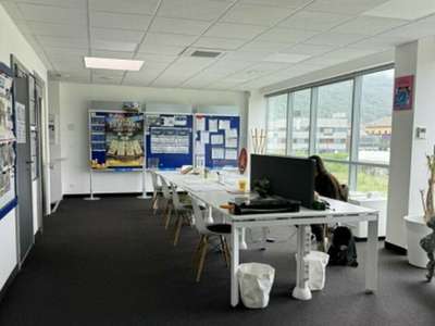 Bureaux à louer 328m² à Albertville (73)