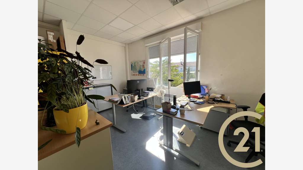 A louer bureau 458m² centre-ville Albi