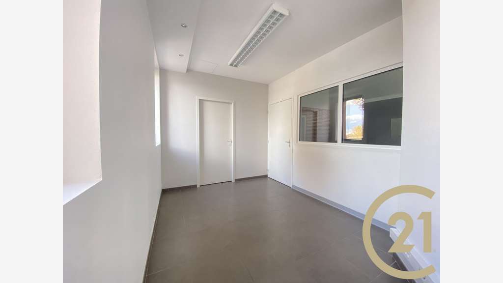 A louer plateau de bureaux 180m² au Sud d’Albi