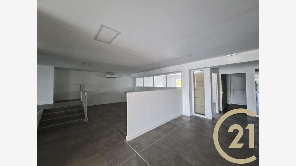 A louer local bureaux de 200m² en RDC à Albi