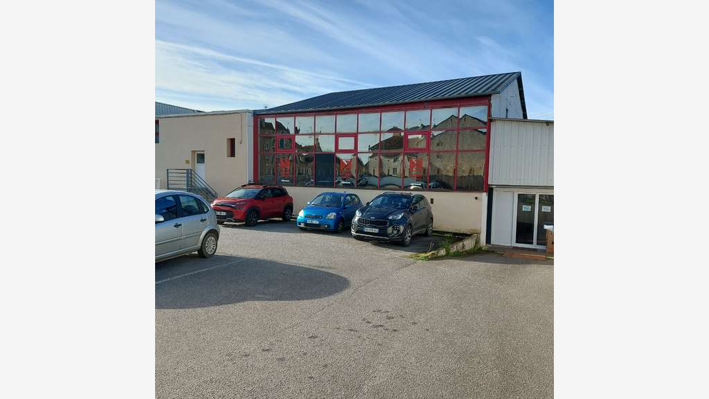 A louer local à usage de bureaux 134m² à Alençon