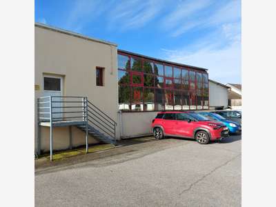 A louer local à usage de bureaux 134m² à Alençon