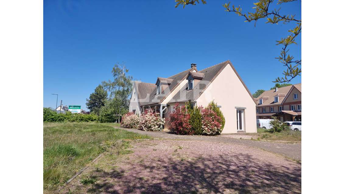 61 ? Rare à Alençon 155 m² de bureau à louer sur a