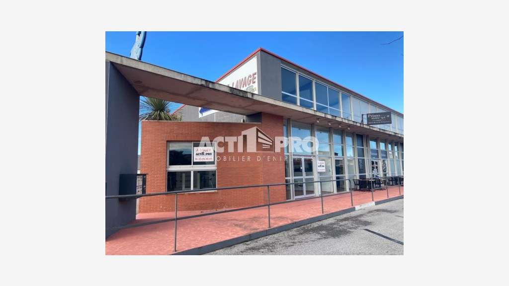 À louer bureaux de 30 m² à Alénya