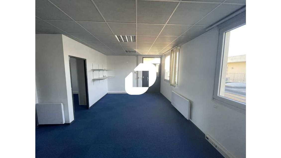 A louer Bureaux 152m² Alfortville
