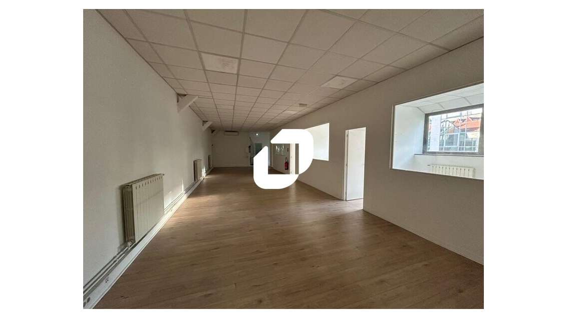 A louer Bureaux 65m² Alfortville