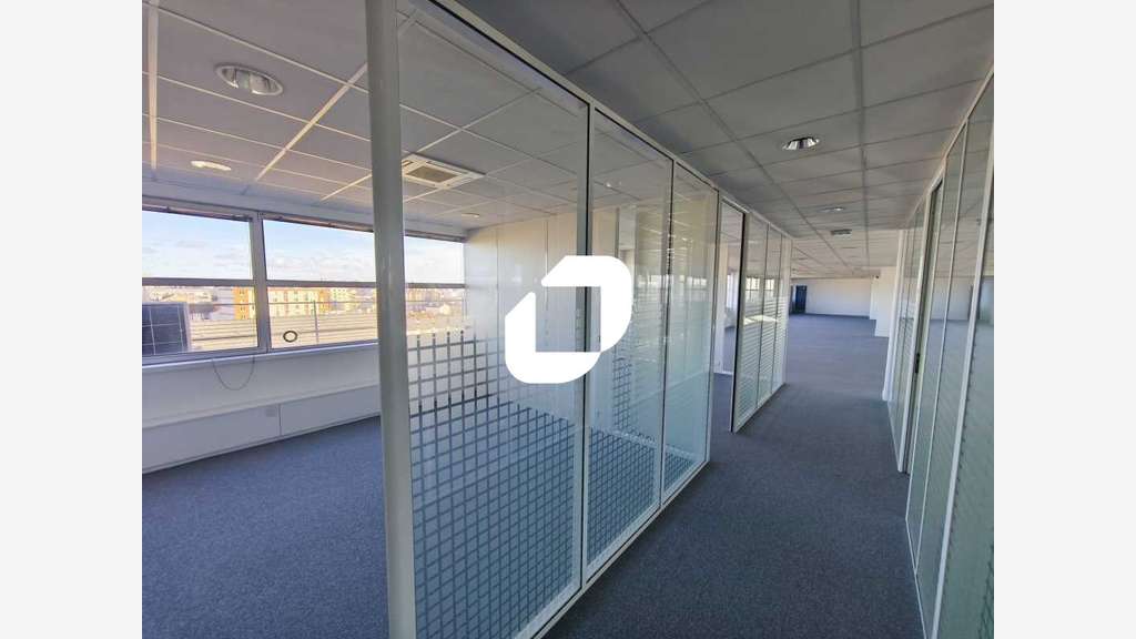 A louer Bureaux 473m² Alfortville