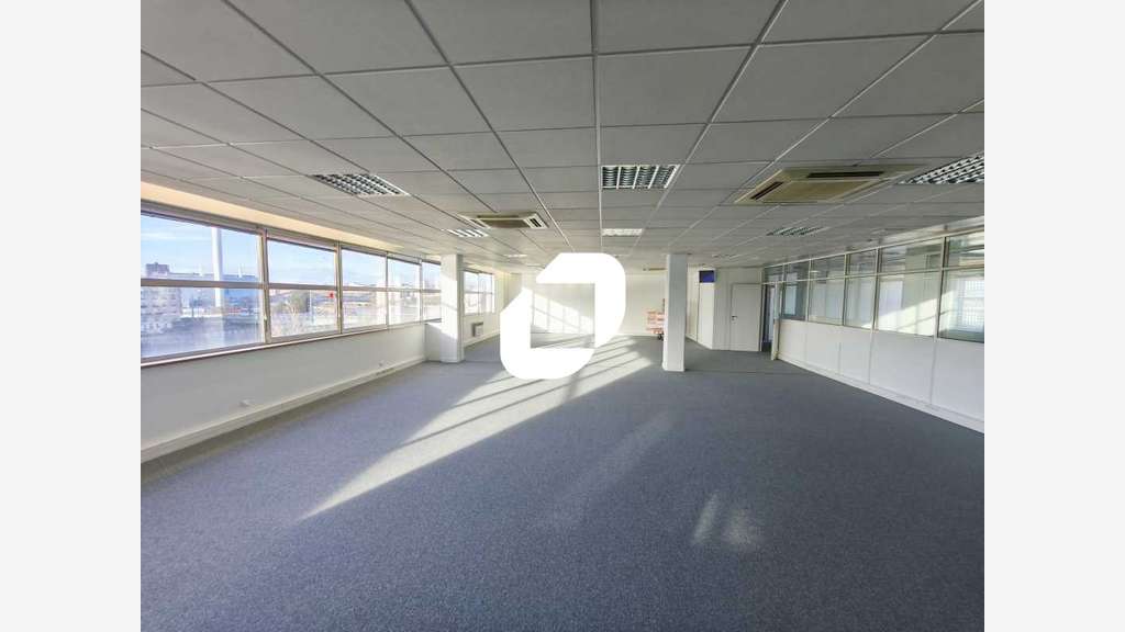 A louer Bureaux 348m² Alfortville