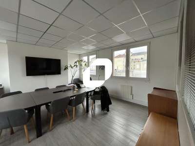 A louer Bureaux 100m² Alfortville