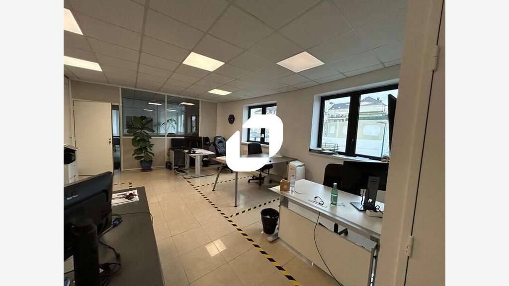 A louer Bureaux 100m² Alfortville