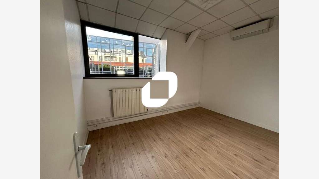 A louer Bureaux 170m² Alfortville