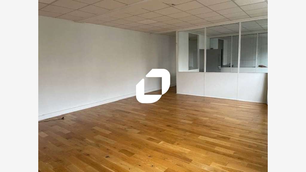 A louer Bureaux 65m² Alfortville