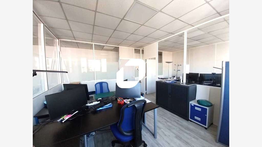 A louer Bureaux 65m² Alfortville