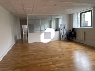 A louer Bureaux 140m² Alfortville