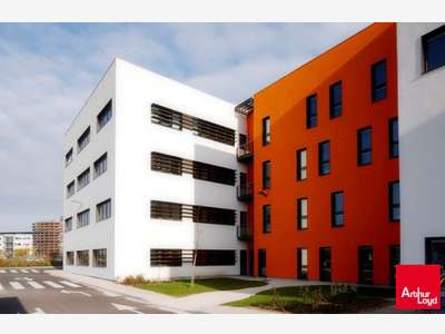 A louer bureaux 2004m² à Alixan Valence Rovaltain