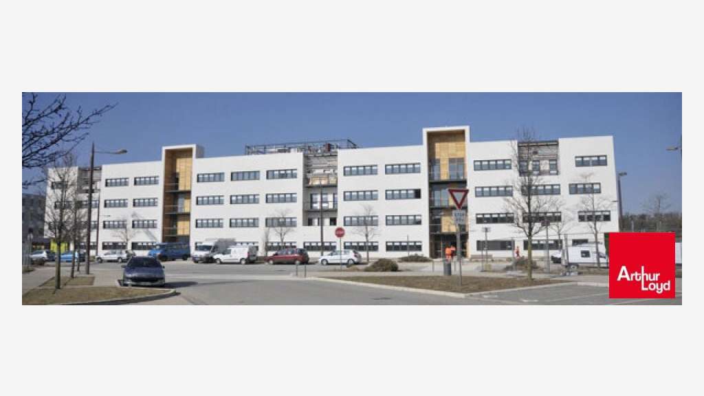 A louer bureaux 2004m² à Alixan Valence Rovaltain