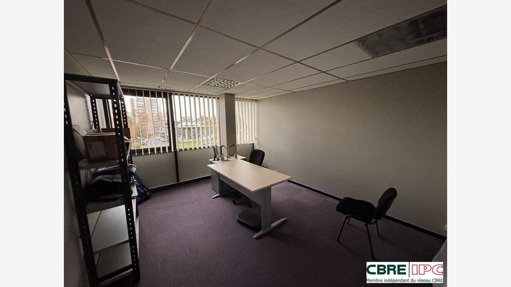 Location bureaux 170m² R+2 à Pau université