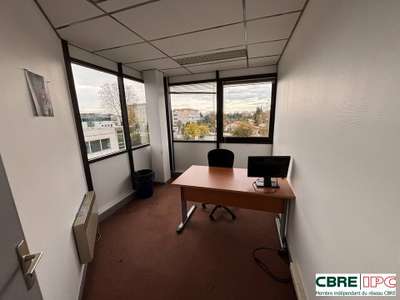 Location bureaux 170m² R+2 à Pau université