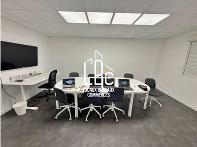 À louer 406m² bureaux et entrepôt à Ancenis 