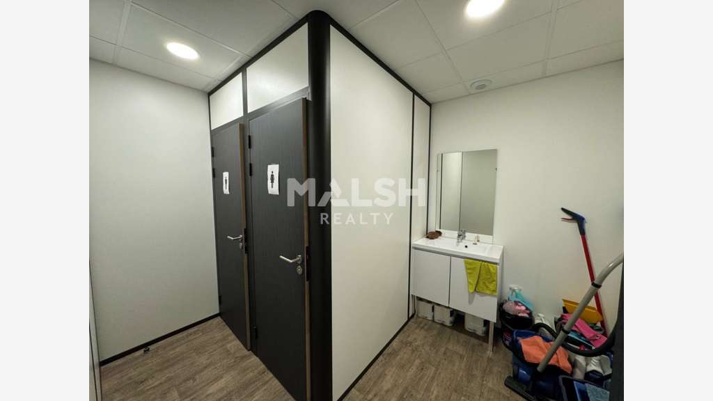 A louer bureaux 221m² à Andrézieux-Bouthéon