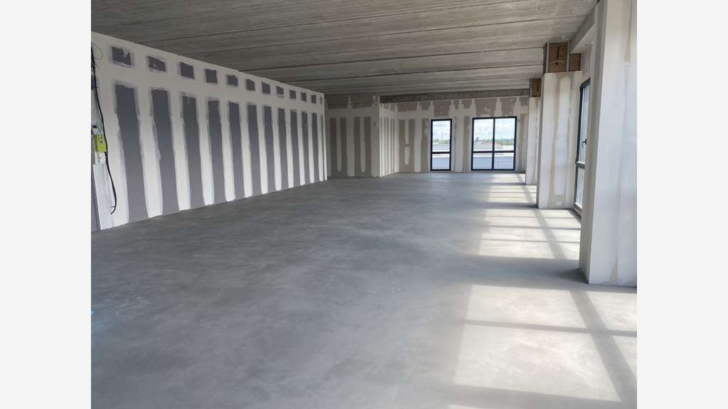 A louer bureaux neufs 181m² à Angers Saint Serge