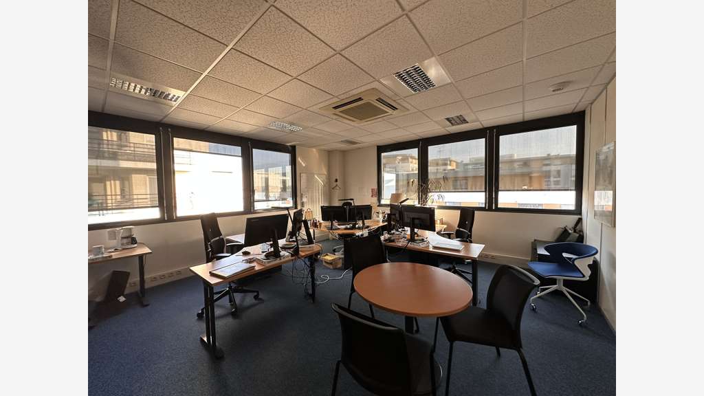 A louer bureaux 475m² à Angers centre