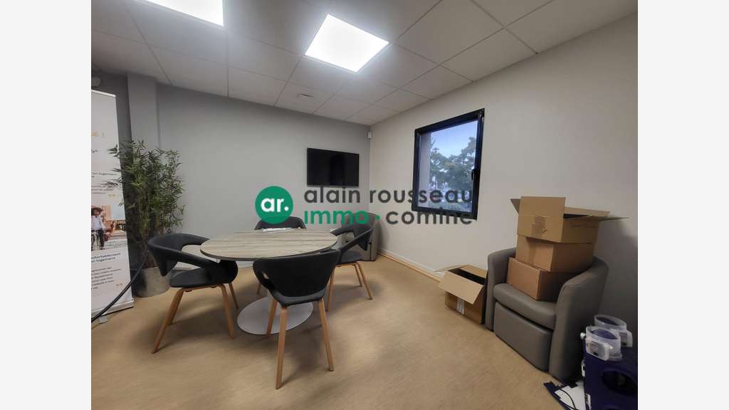 A louer immeuble bureaux 440m² à Angers