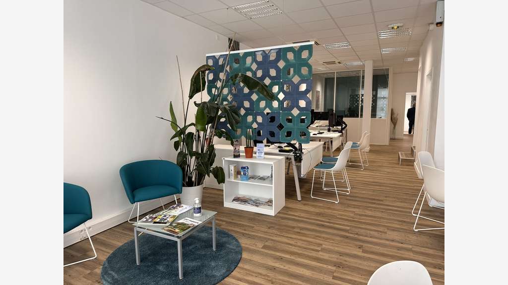 Local bureaux 163m² à louer Angers hyper centre