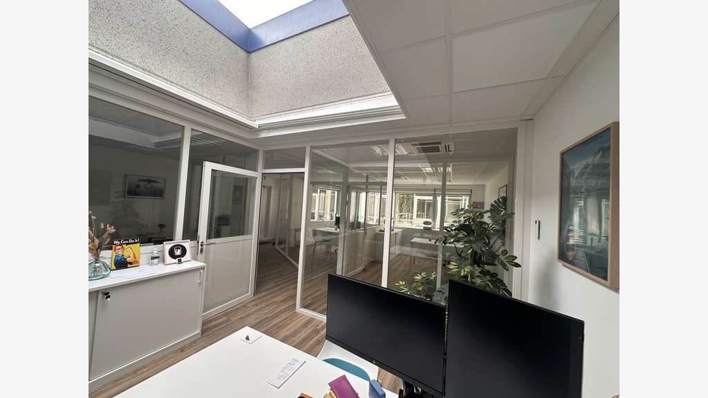 Local bureaux 163m² à louer Angers hyper centre