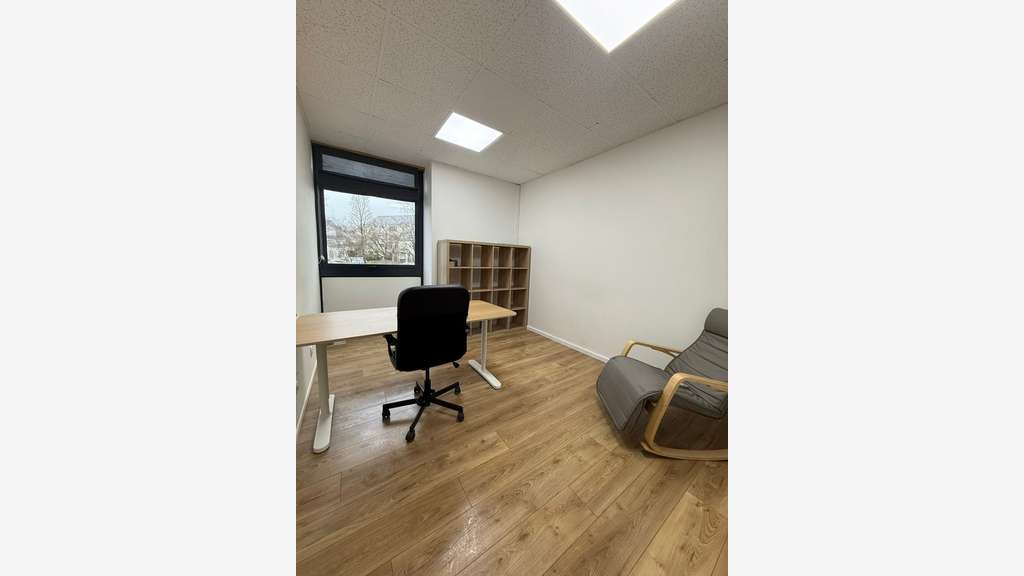 Bureau meublé situé rue du Grand Launay à Angers