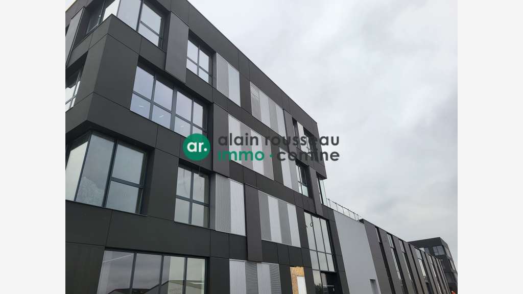 A louer plateau de bureau neuf 426m² à Angers