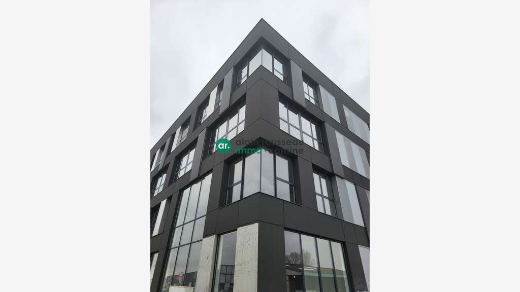 A louer plateau de bureau neuf 426m² à Angers