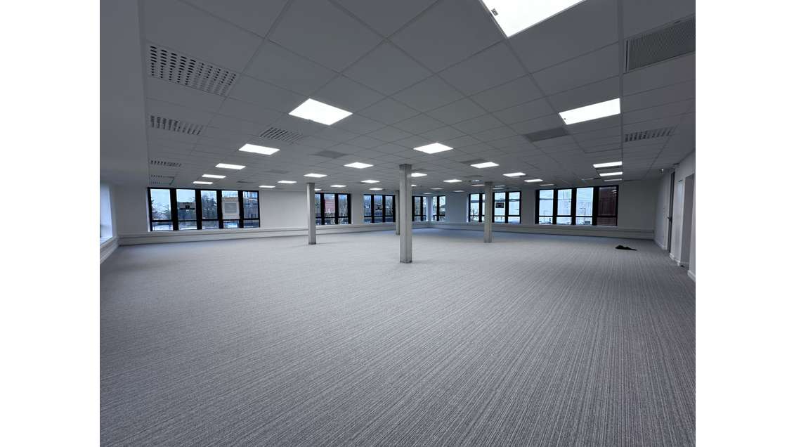 A louer bureaux 273m² à Angers Sud, Orgemont