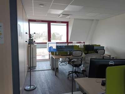 À louer bureaux de 861m² à Angers Ouest