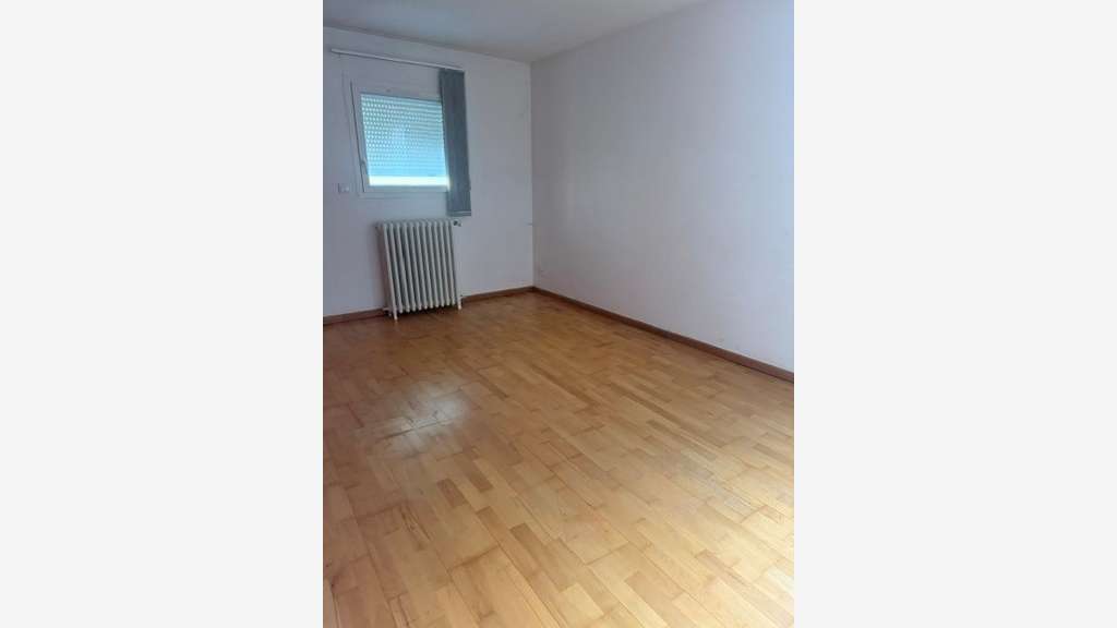 Local très lumineux 81m² à louer à Angers Gare