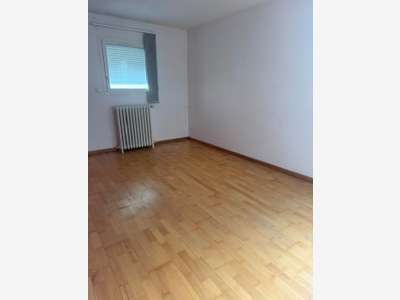 Local très lumineux 81m² à louer à Angers Gare