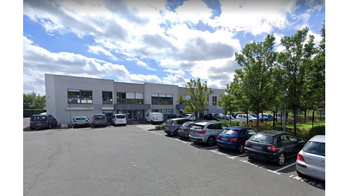 A louer bureaux 200m² avec stationnement à Angers