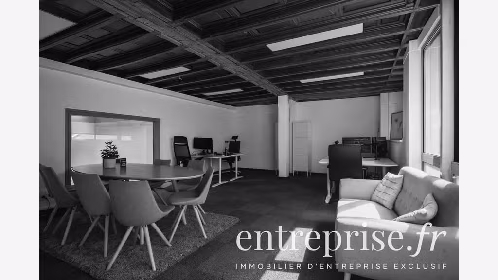 Loue Bureaux de caractère 241m² en centre Angers