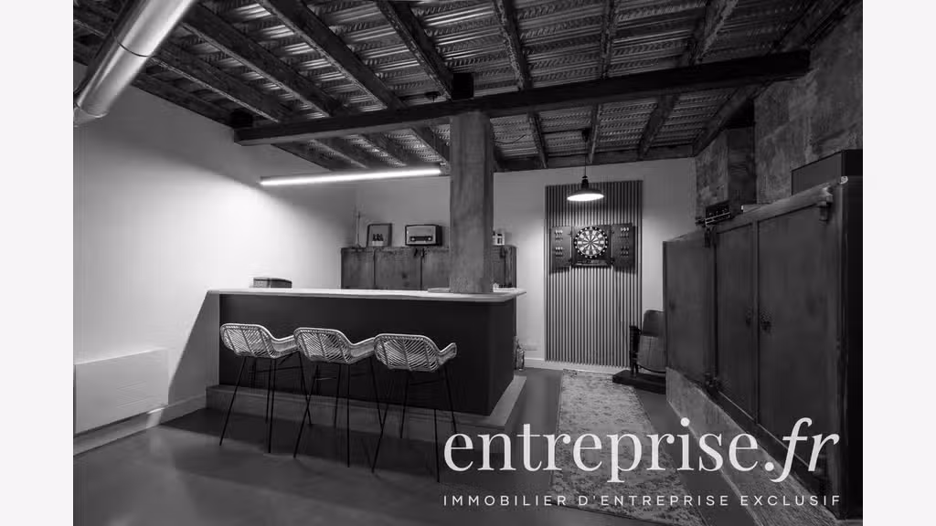 Loue Bureaux de caractère 241m² en centre Angers